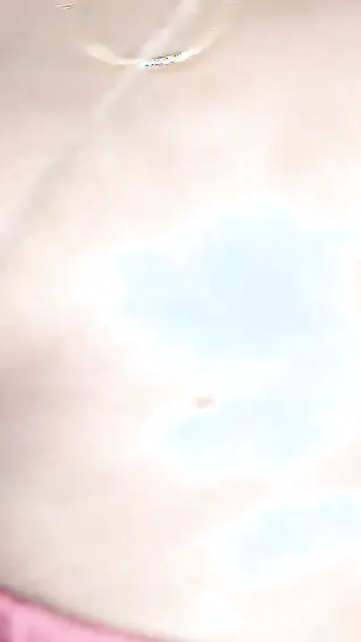 DIRTY HOUSE WIFE FUCK HER PUSSY WITH A CARROT