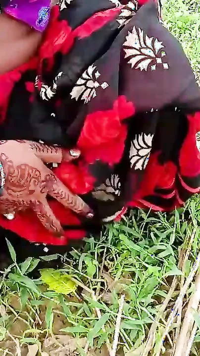 Taking New Bride to Field Fucking Her Nonstop Roughly