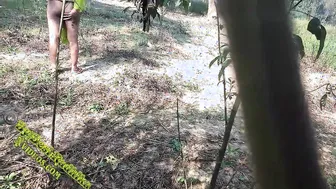 Indian Couple Injoy Outdoor Sex In Village PORN IN HINDI