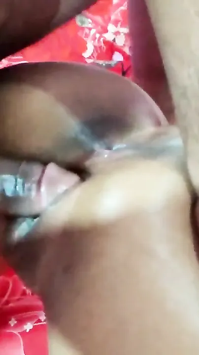 Indian desi girl has quick sex with other people
