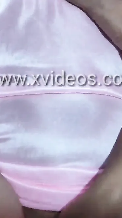 Pink nightie helps Desi nymph tempt boyfriend into XXX encounter