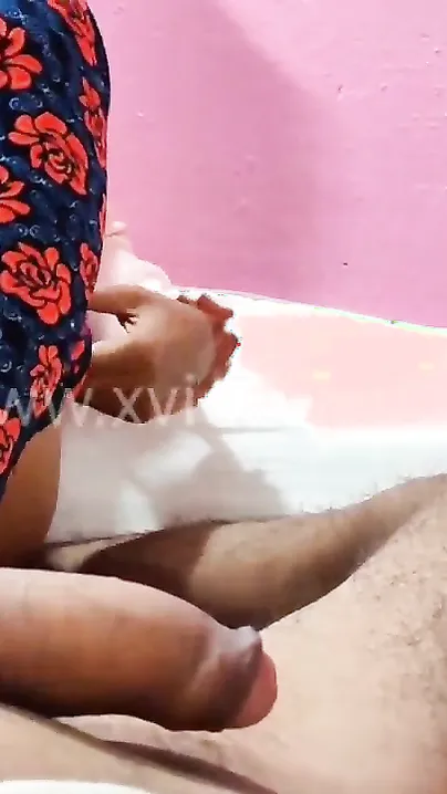 Indian woman drilled in XXX doggy after giving Desi BF a nice blowjob