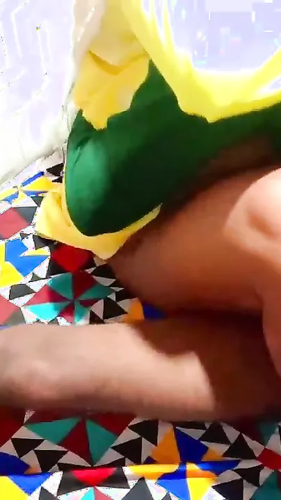 Newly-married Desi couple makes amateur XXX porn when copulating