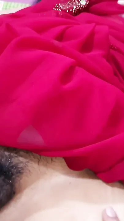 Desi Bhabhi convinces brother-in-law to penetrate her wet XXX bush