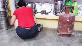 MMS video of Desi guy fucking village girl's welcoming XXX bush