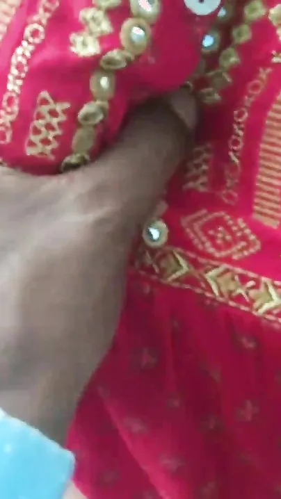 Slutty Desi woman banged at home after flashing XXX pussy outdoors
