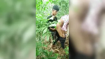Bangladeshi College Girl Fucking Classmate In Jungle Mms