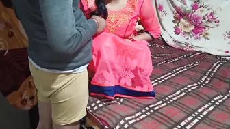 Robber breaks into the house and Desi's pussy is his XXX prey