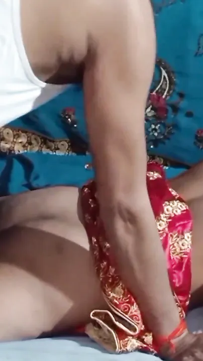 Blackmailer fucks XXX hole of friend's Desi wife in doggy after missionary