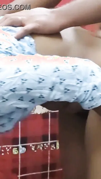 Pleasant Desi girl lifts dress and XXX partner fucks tight pussy