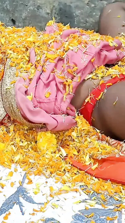 Romantic man covers the Desi with petals and fucks XXX hole in doggy