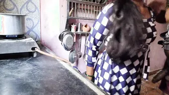 Desi housewife needs to cook but horny husband craves XXX meal