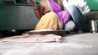 Desi housewife has to cook but horny husband is eager to fuck XXX hole