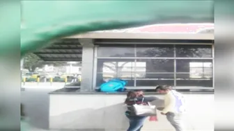 Leaked sex scandal, mms video of Desi aunty suck cock local boy near road