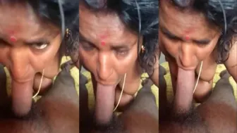 MMS clip of Desi mature aunty sucking XXX dick of naughty shop owner