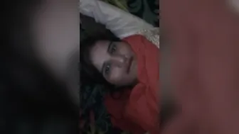 Horny Desi housewife spreads legs and welcomes XXX dick inside twat