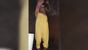 Slender Desi village girl shows XXX assets while bathing fully nude