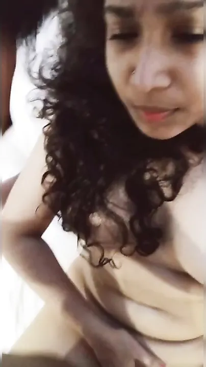 Sexy MMS video of amateur Desi couple having fun in XXX missionary