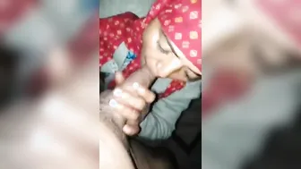 XXX sucking is how the Desi girl makes the unsatisfied customer happy