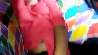 Desi slut runs the risk of divorce after XXX buddy uploads MMS video