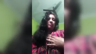 Exposing big tits is how the Desi draws attention to her XXX show