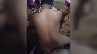 Desi chick spreads legs to be fucked by XXX buddy in MMS video