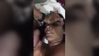 Desi woman has lips smeared with sperm by her XXX lover close-up MMS