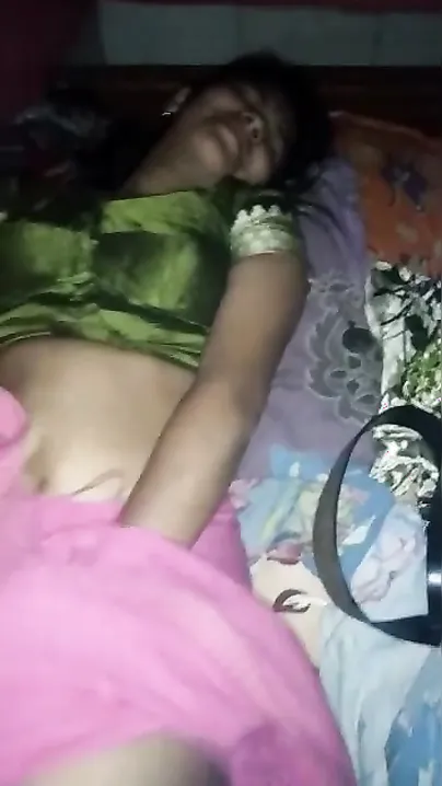 Shy Desi MILF hikes up dress to show her XXX slit to kinky hubby