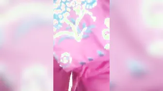 Pretty Desi harlot comes to the field to show her hairy XXX twat