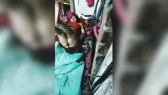 Village desi XXX girl’s pussy captured on cam secretly
