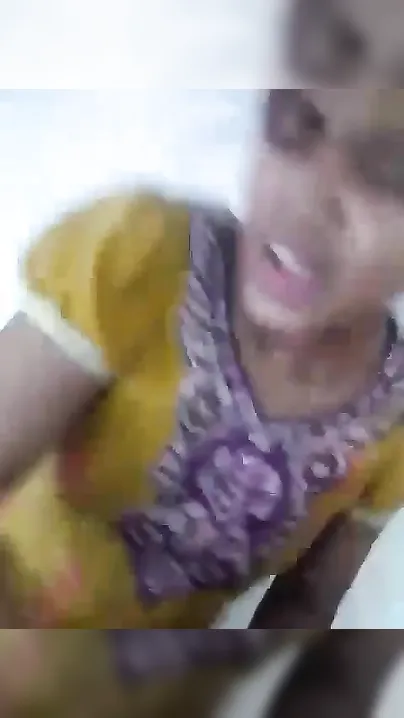 Shaved Desi pussy gets pounded hard with XXX boner for MMS video
