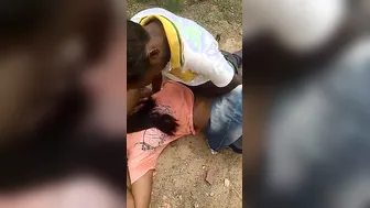 Dusky slut poses for Desi MMS video when having XXX sex outdoors