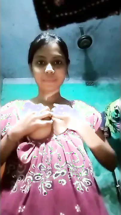 Desi teeny exposes big XXX boobs and plays with them in a sexy way