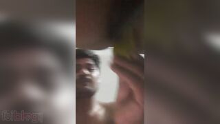 Devar's cock fits better for Desi slut's XXX pussy in MMS video