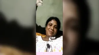 Lecherous Desi auntie has no shame to demonstrate her hairy XXX bush