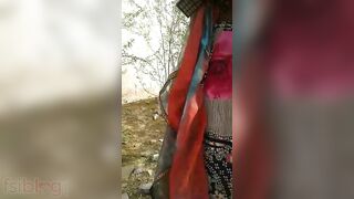 Amateur Desi female exposes her hairy XXX twat for lover's camera