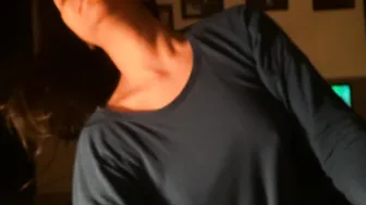 Blowjob XXX session is what amateur Desi wench likes having with BF