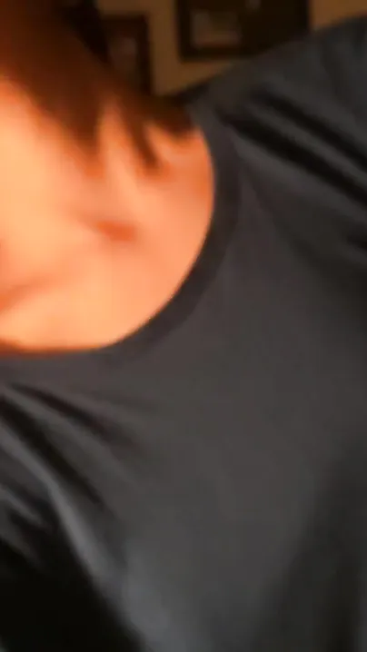 Blowjob XXX session is what amateur Desi wench likes having with BF