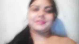 Cute Indian XXX girl fingering her shaved pussy on camera