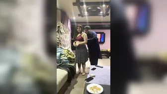 Big-boobed Desi XXX girl dancing nude striptease on camera