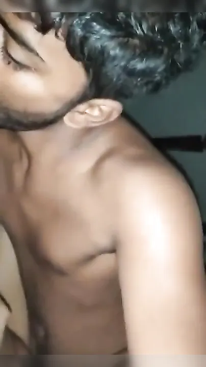 Young Indian XXX couple takes video of their sex on camera MMS
