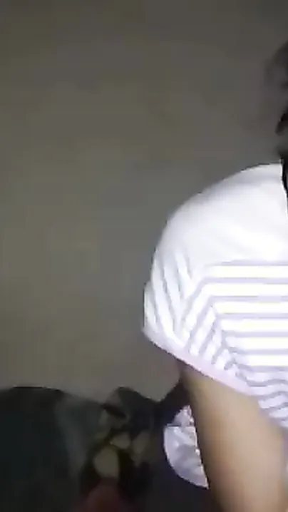 Cute Desi XXX babe gives a perfect blowjob to her cocky lover MMS