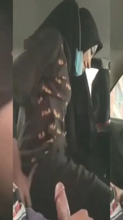 Horny Desi XXX girl riding fat cock inside her boyfriend’s car MMS