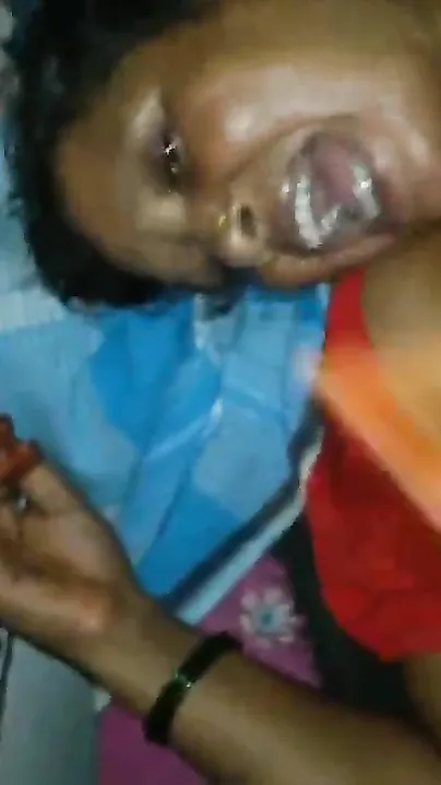 Mature Indian aunty cheated on her XXX husband with her neighbour MMS