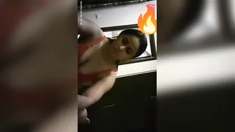 Beautiful Desi woman have a good sex with her XXX customer on cam