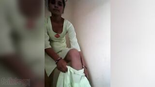 Real horny Desi wife playing with her XXX pussy on cam