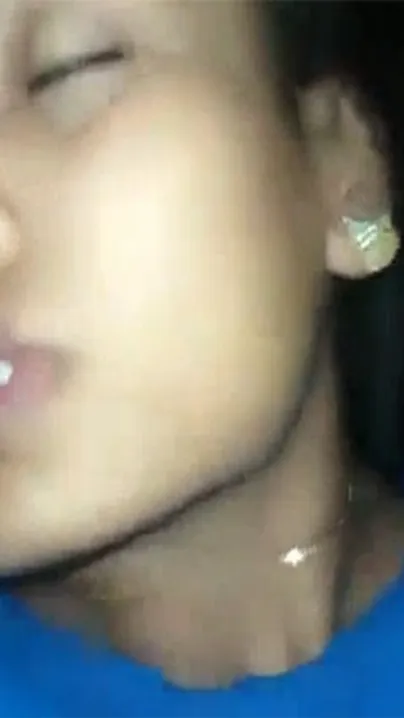 Lonely Desi XXX girl have sex with her cousin’s brother MMS