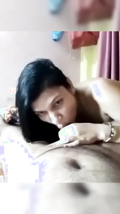 XXX wife has pussy fucked in first-person MMS homemade Desi porn