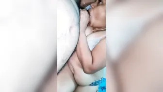 XXX village Desi wife gives a blowjob to husband's best friend MMS