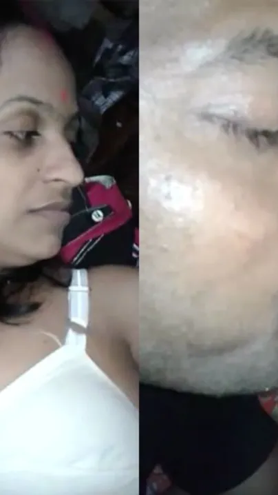 Big-boobied Desi XXX amateur actress gives sexual pleasure on camera